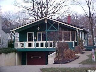 2nd image of 371 Oakmoor Rd