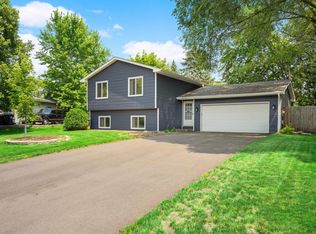 6305 113th Pl N, Champlin, MN 55316