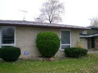 15726 Madison Ave, Dolton, IL 60419