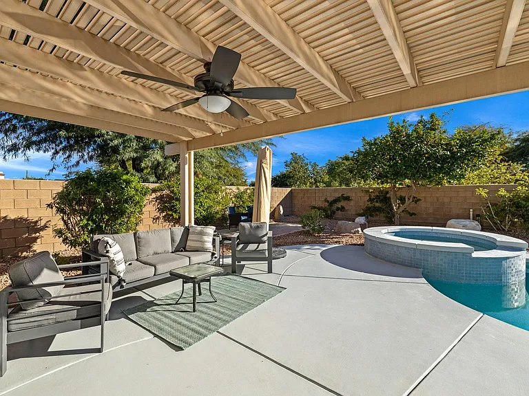 81107 Portola Cir — Photo 36