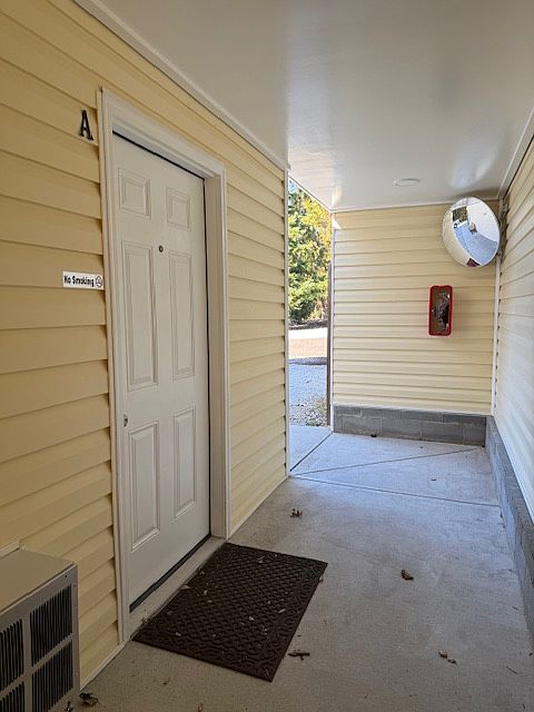 Unit A - Non Smoking Apartment