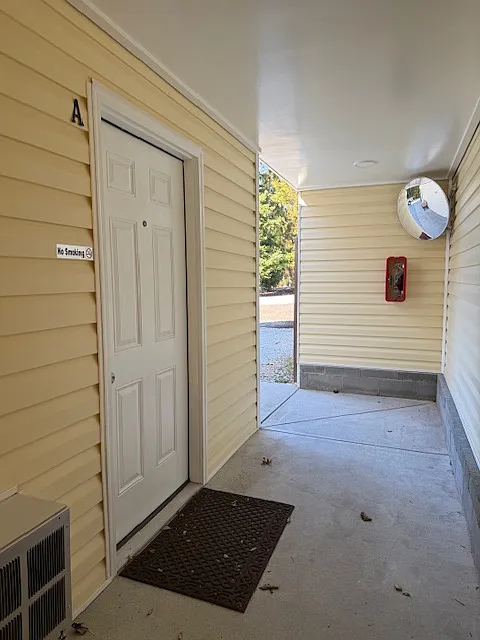 Unit A - Non Smoking Apartment