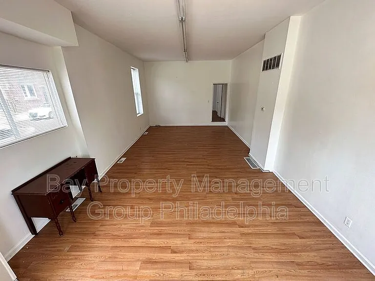 341 W Girard Ave #COMMERCIAL — Photo 8
