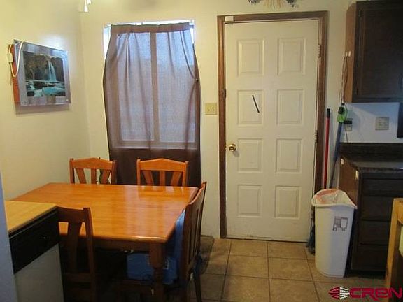 3rd image of 1409 Mesa Verde St