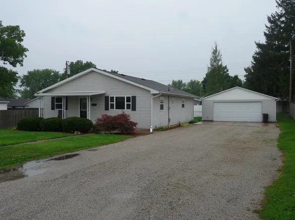 140 Adams St, Westville, IL 61883