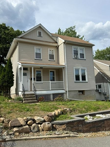 1st image of 41 Outlook Ave