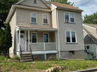 41 Outlook Ave, Hawthorne Boro, NJ 07506