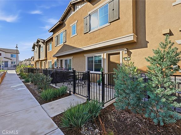 2nd image of 19210 Ash Grove St