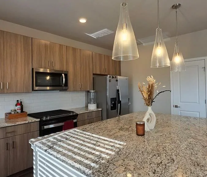 16762 Tejon Pl — Photo 12