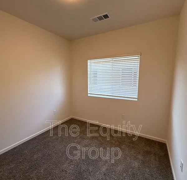 725 S Pinkham #102 — Photo 21