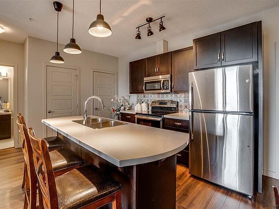 2nd image of 1004 Rosenthal Blvd NW #306