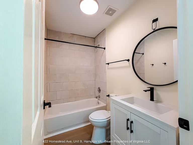 422 Homestead Ave #B — Photo 7