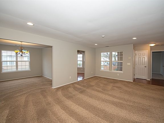 5th image of 164 Theodore Dr #164