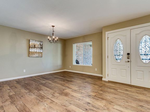 2nd image of 11047 S Iroquois Dr