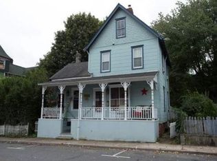 209 Sea Cliff Ave, Sea Cliff, NY 11579