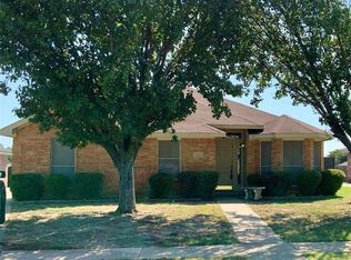 1212 Canyon Ridge Dr, Cedar Hill, TX 75104