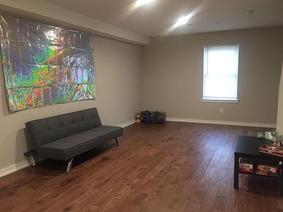5th image of 1606 N Willington St #C