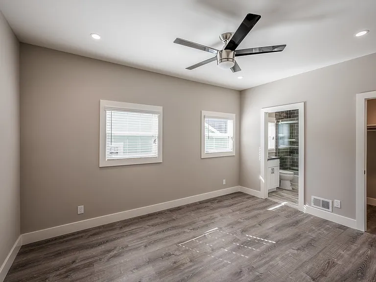 160 N Myrtle Ave — Photo 10