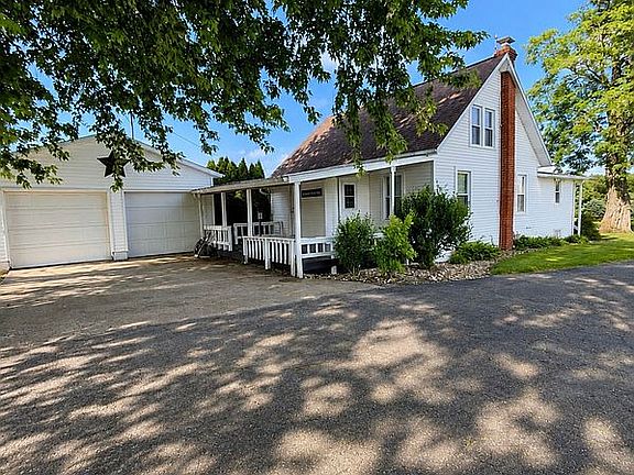 2 Car Detached Garage