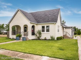 404 Dressen St, Spearman, TX 79081