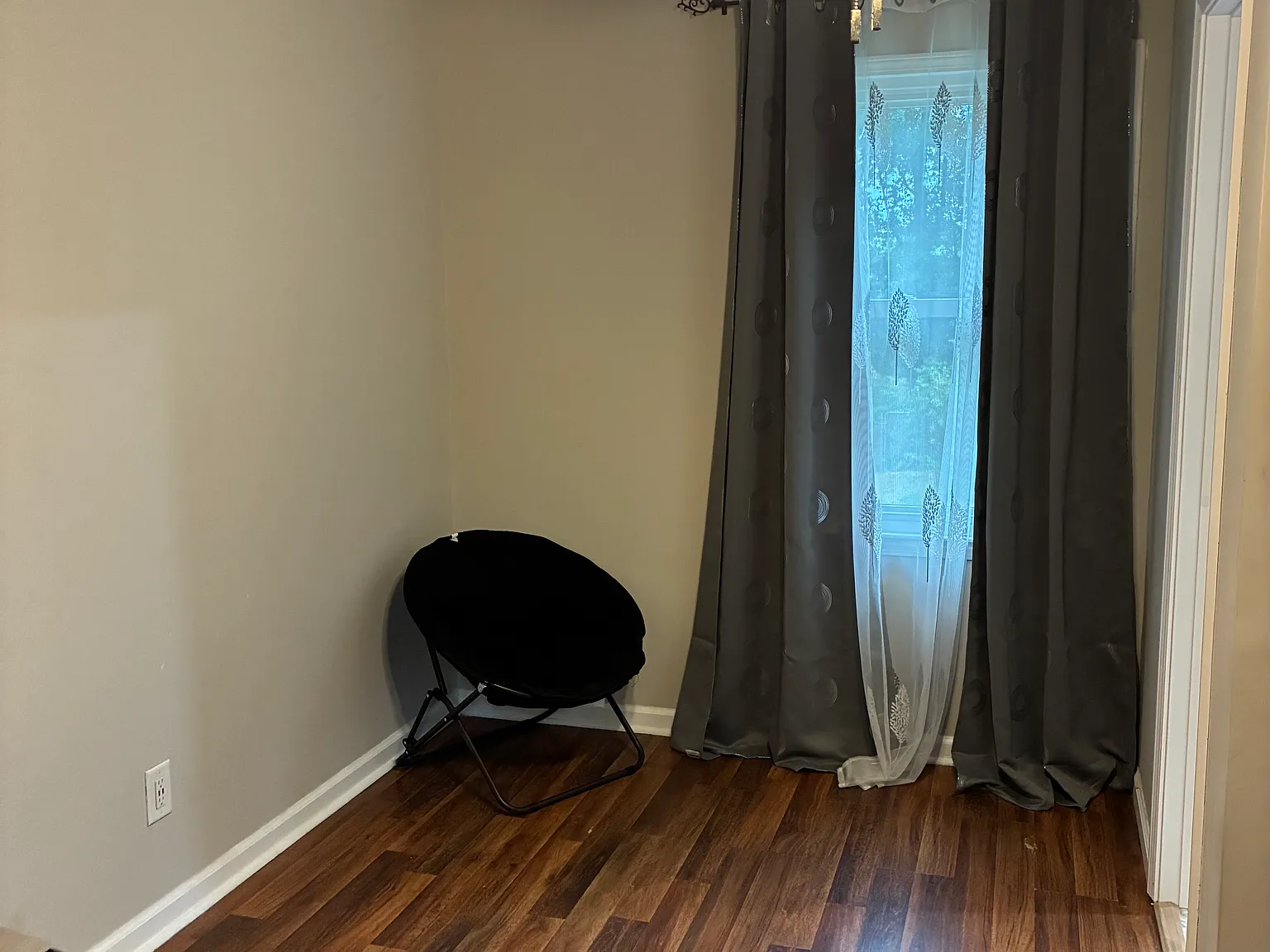 3 bed, 1970 sqft, $750 — Photo 3