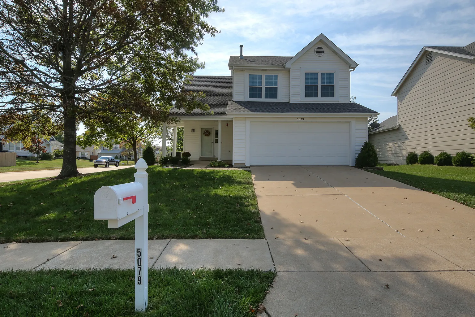 5079 Danielle Dr photo 1