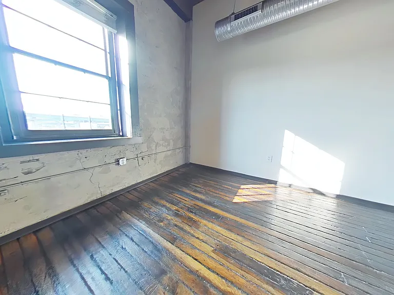 120 S 15th St #210 — Photo 3