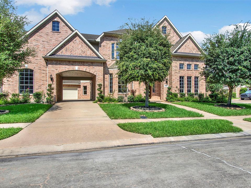 1st image of 2102 Clearfield Springs Ct