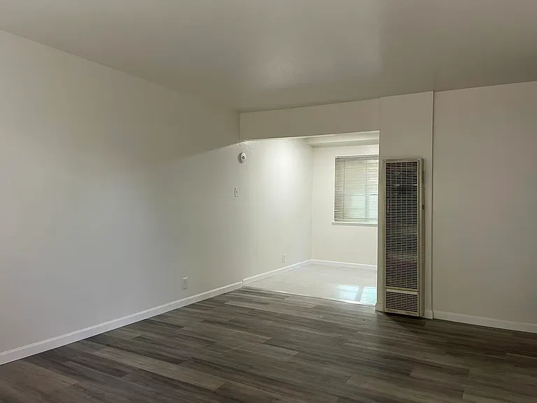 2119 Central Ave #C — Photo 4