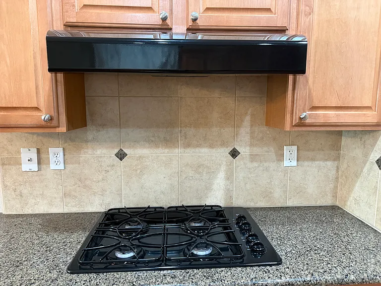 3156 N Arroyo Ave — Photo 5