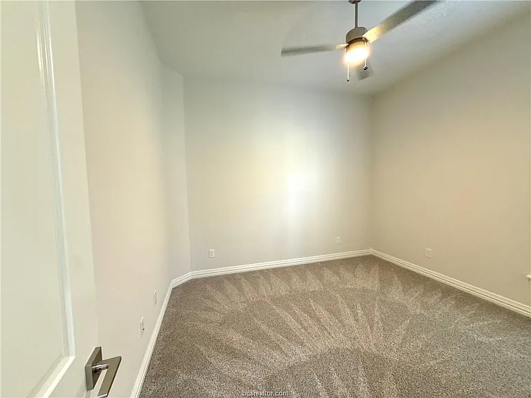 4205 Skylar Dr — Photo 14