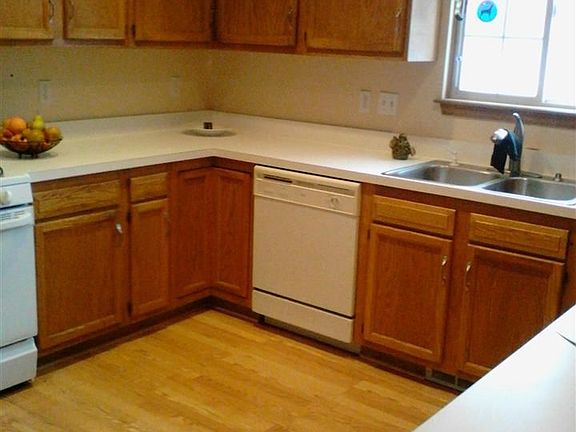 3rd image of 4834 Georgia Dr
