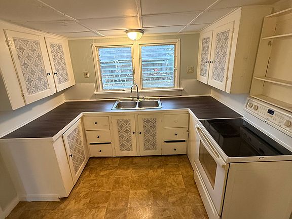 4th image of 240 Horseheads Blvd #1