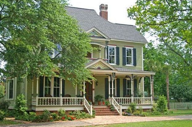 2nd image of 1316 Park Ave SE