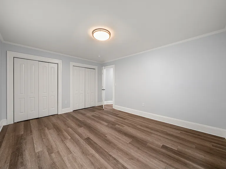 243 Jefferson Ave — Photo 12