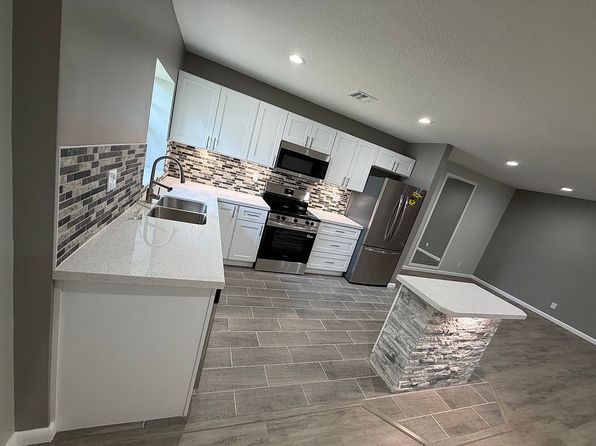 1768 Lakefront Blvd Unit 128-C