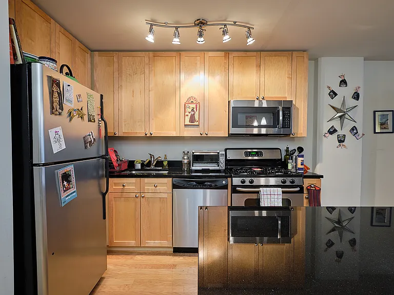 2120 Vermont Ave NW #512 — Photo 2
