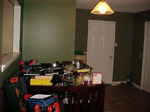 5th image of 110 Maple Oak Dr