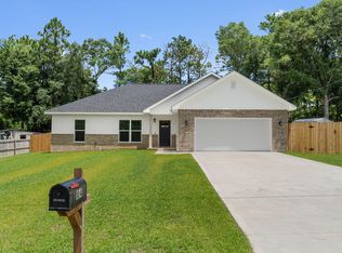 104 Jacob Dr, Crestview, FL 32536