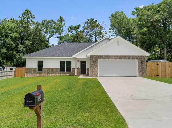 104 Jacob Dr, Crestview, FL 32536