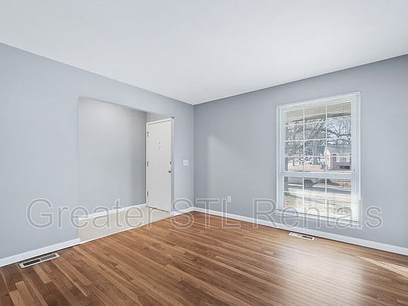 4th image of 7520 Hopi Dr