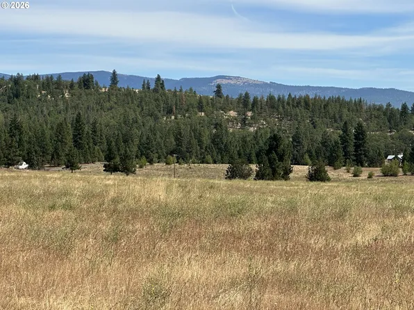 Bronco Way, Goldendale, WA 98620