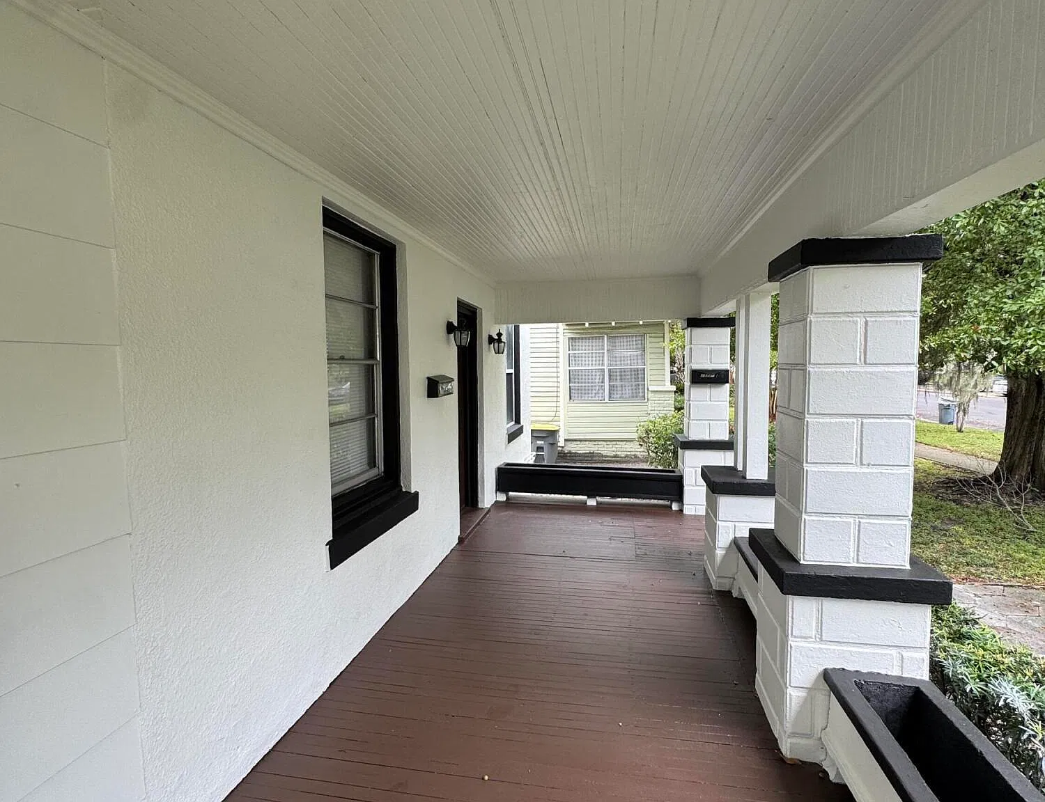 2512 College St — Photo 4