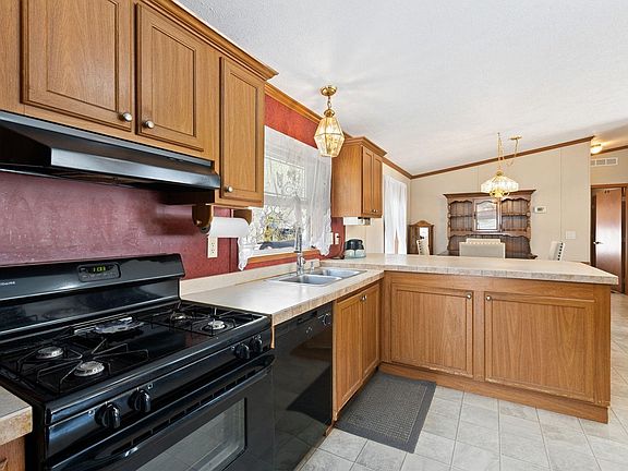 5th image of 200 N 35th Ave #33