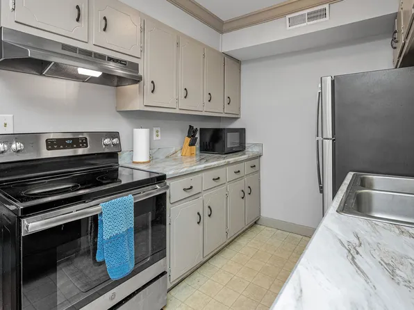 Lakeview Landing Apartments