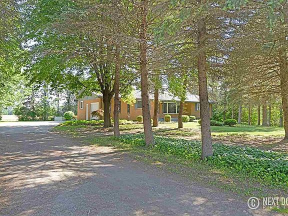 Beautiful private setting