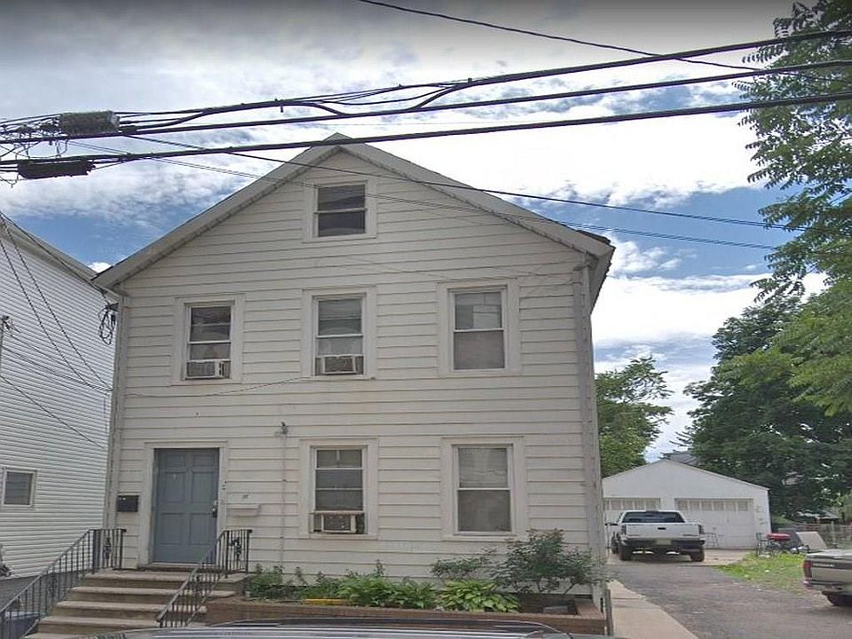 1st image of 16 Prospect St