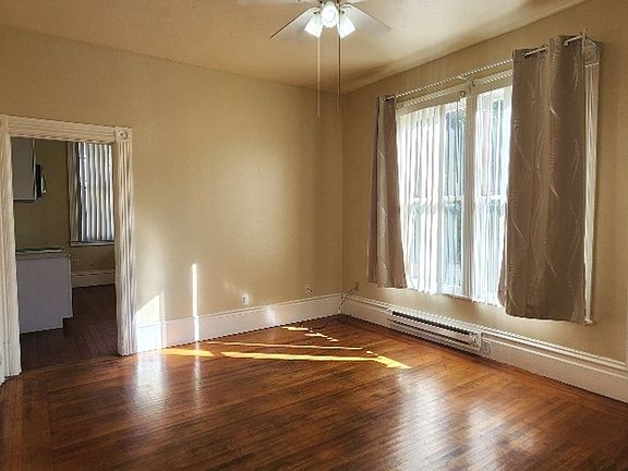 2nd image of 416 Alameda St #2B