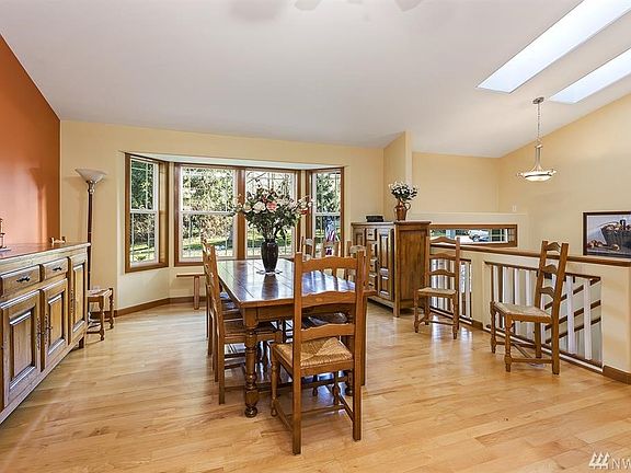 Upstairs Living Space - Currently Used as Formal Dining