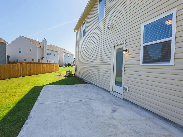 112 Raphael Pl — Photo 11